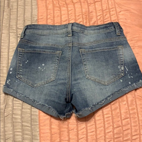 Jean shorts - Picture 2 of 4